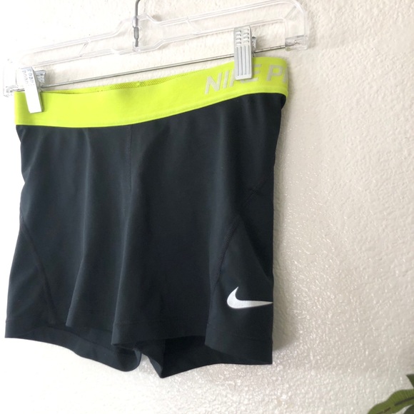 Nike Pro Dri-Fit Spandex Shorts - Picture 2 of 6